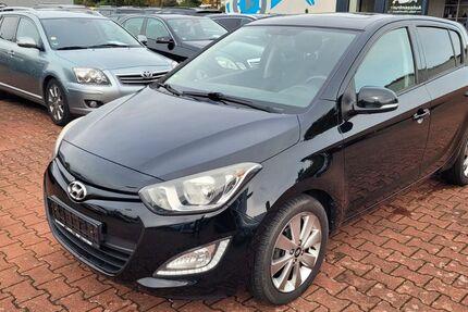 Hyundai i20 165.568 km 6.490 € Halle (Westfalen) 33790