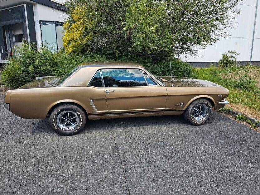 Ford Mustang 5.555 km 30.500 € Spenge 32139