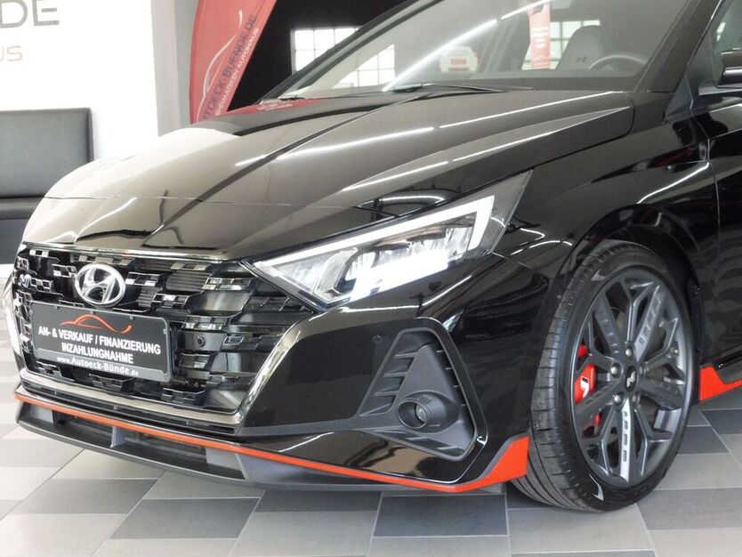 i20