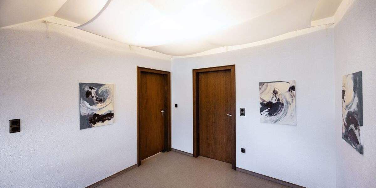 Geräumig und charmant! Einfamilienhaus auf tollem Grundstück 6 zimmer