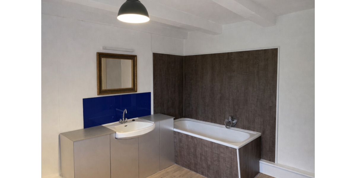 Fachwerkhaus mit zusätzlichem Werkstattgebäude in idyllischer-Naturlage... 8 zimmer