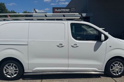 Opel Vivaro 54.000 km 18.250 € Paderborn 33100