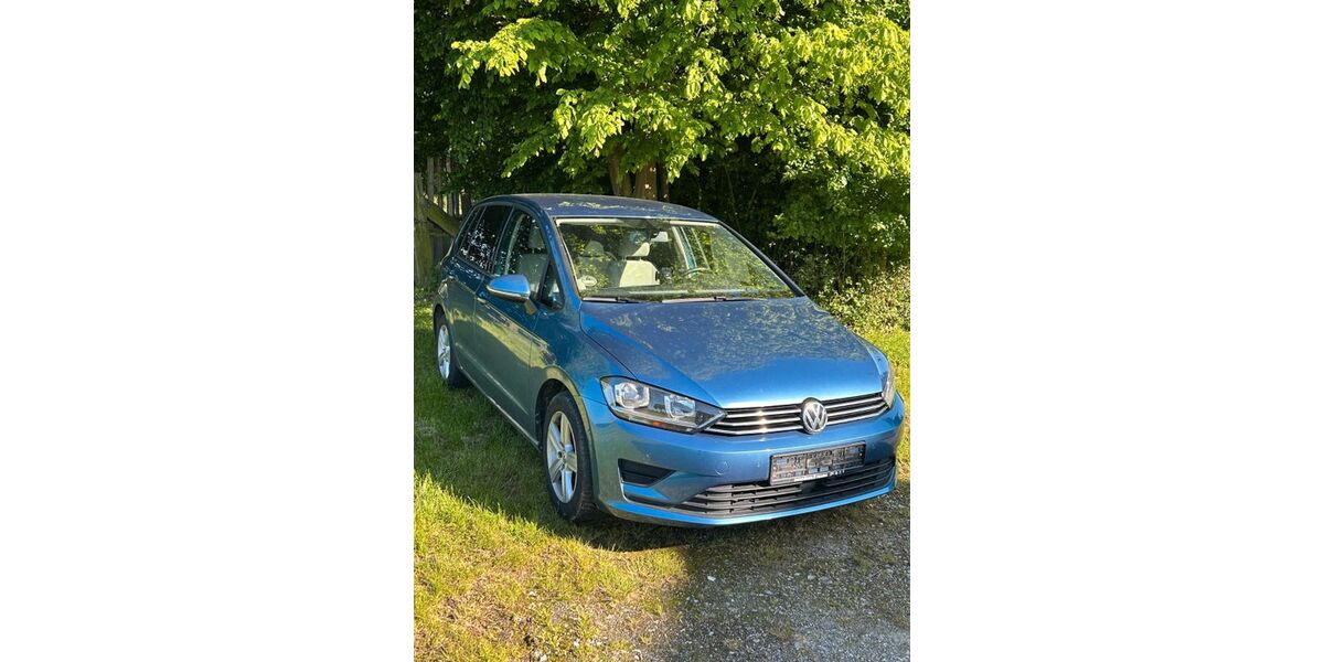 VW Golf Sportsvan 109.843 km 9.400 &euro; Werther 33824