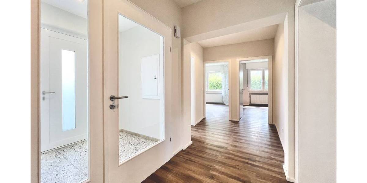 Bungalow Detmold Hiddesen - 4 Zimmer, 130 m&sup2;, 1.480&euro; | Angebot:26917548