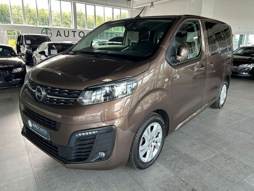 Zafira Life
