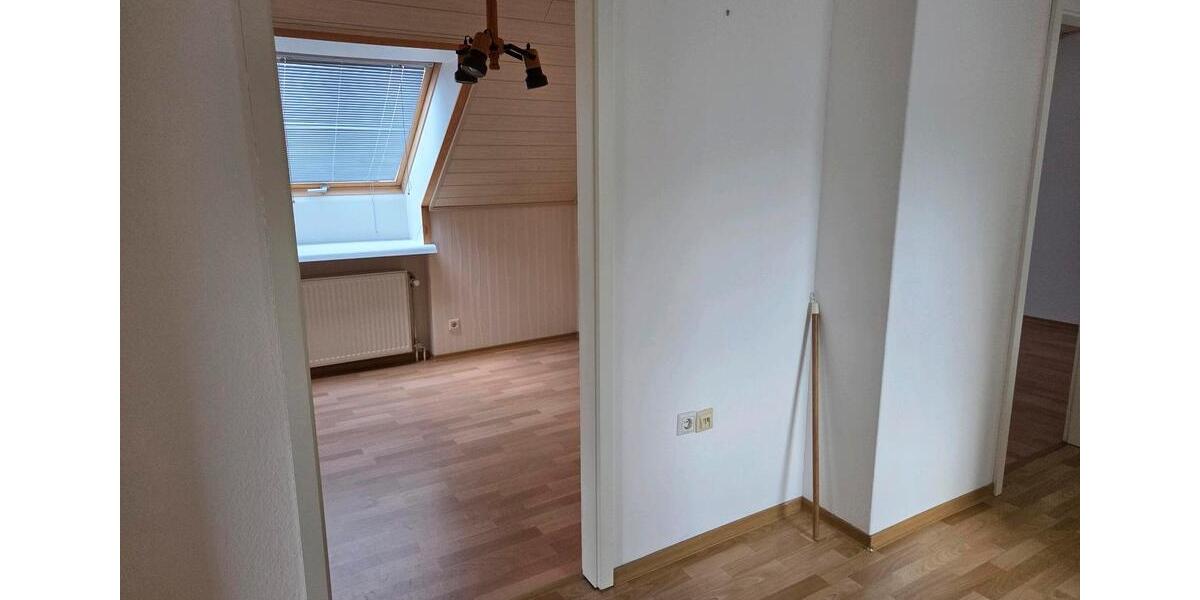 3-Zimmer Wohnung 1.OG ab 01.03.26 3 zimmer