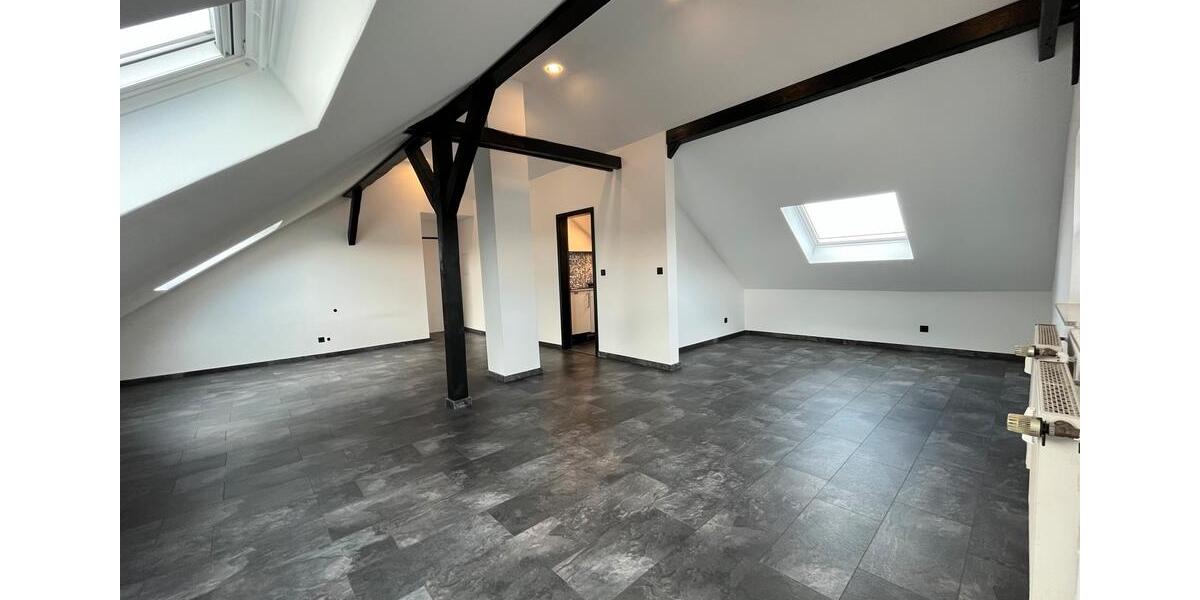 Dachgeschoßwohnung Bad Salzuflen Biemsen-Ahmsen - 2 Zimmer, 43 m&sup2;, 500&euro; | Angebot:26310409