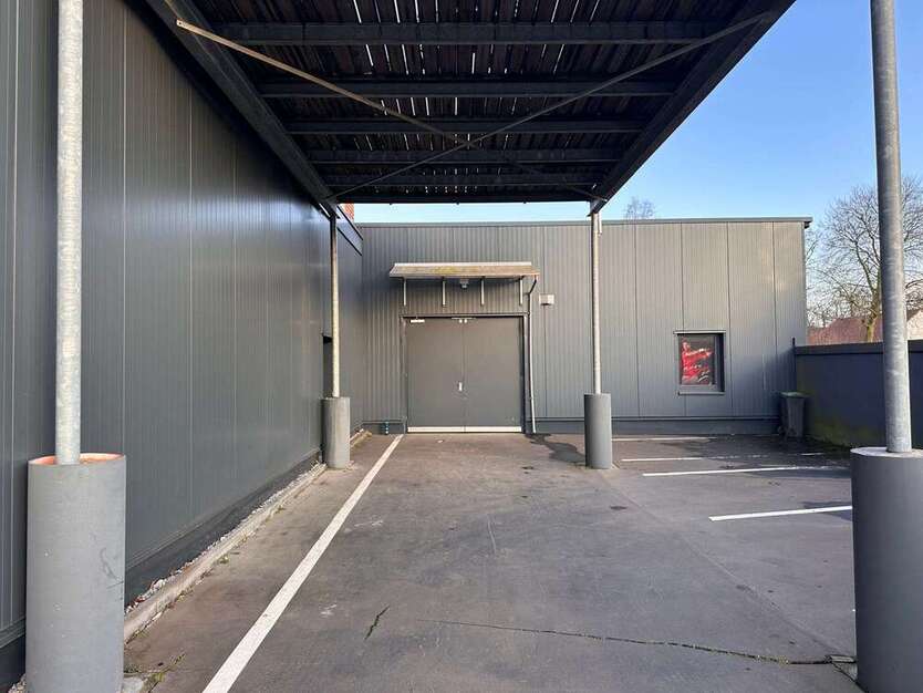 Halle in Gütersloh 1.800 € 360 m²