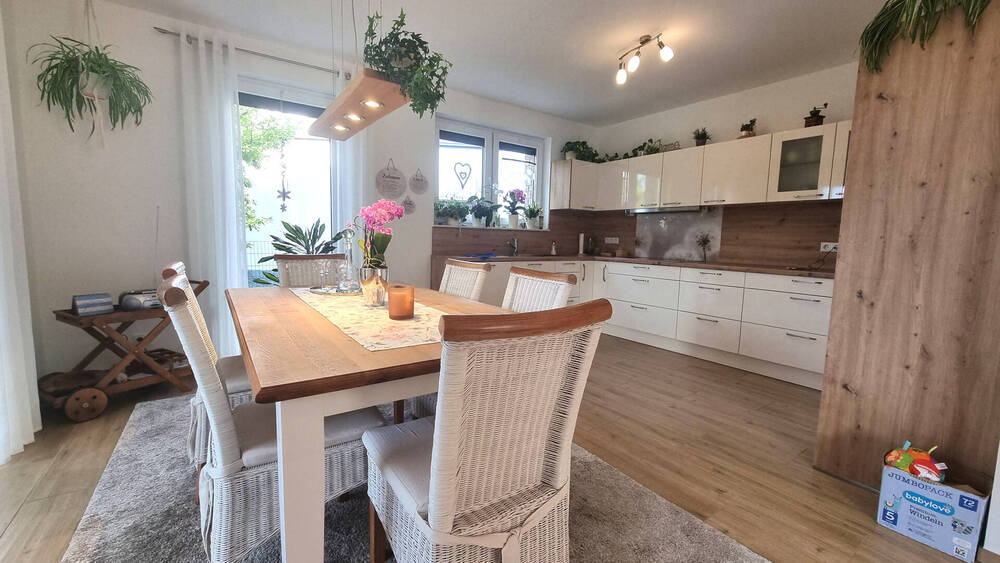 Etagenwohnung Hiddenhausen Oetinghausen - 5 Zimmer, 142 m&sup2;, 398.000&euro; | Angebot:25770345