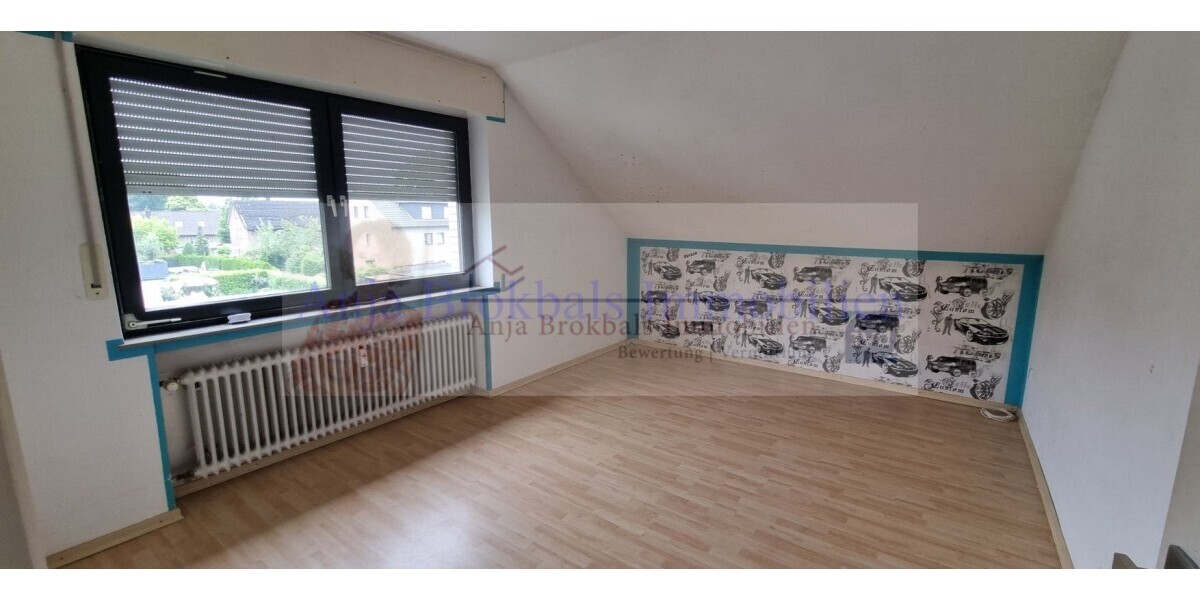 Eigentum statt Miete mit Entwicklungspotential - ideal für tatkräftige junge Handwerker: 3-4 ZKBWc mit Garage in Isselhorst - provisionsfrei für Käufer - 4- Gütersloh Isselhorst | Angebot:27121297