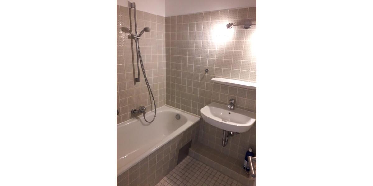 Etagenwohnung Bielefeld Schildesche - 2 Zimmer, 64 m&sup2;, 159.000&euro; | Angebot:26470211