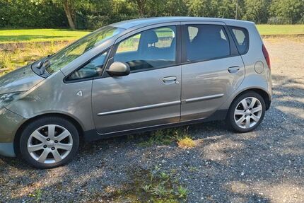 Mitsubishi Colt 250.387 km 1.250 &euro; Delbrück 33129