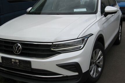 VW Tiguan 165.000 km 20.587 &euro; Bielefeld 33613