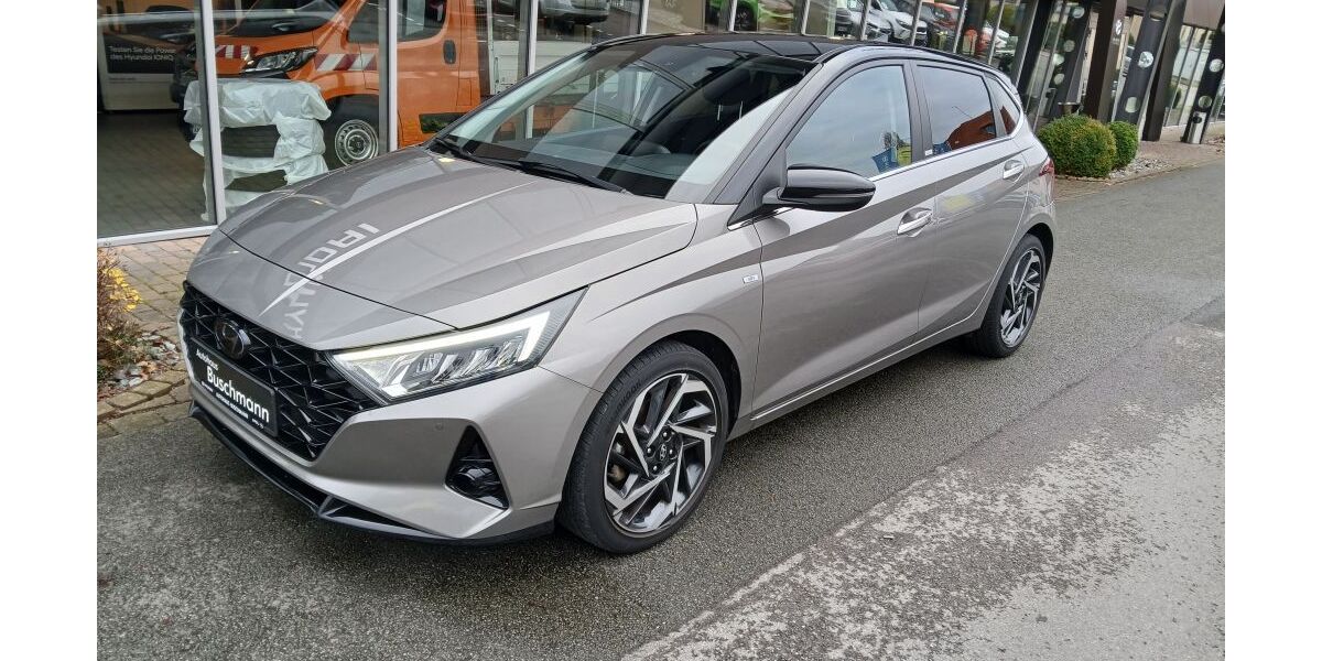 Hyundai i20 43.800 km 17.480 € Herford 32049