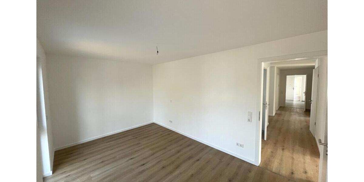 Etagenwohnung Detmold Hiddesen - 4 Zimmer, 100 m&sup2;, 1.450&euro; | Angebot:26660210