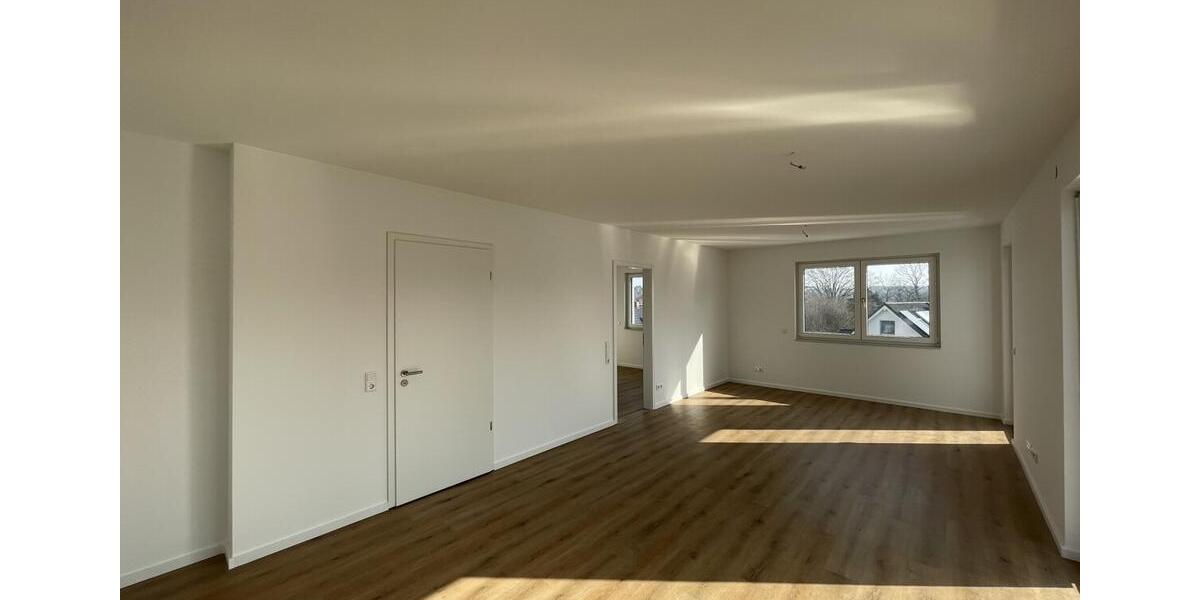 Dachgeschoßwohnung Detmold Hiddesen - 2 Zimmer, 66 m&sup2;, 1.050&euro; | Angebot:26660213
