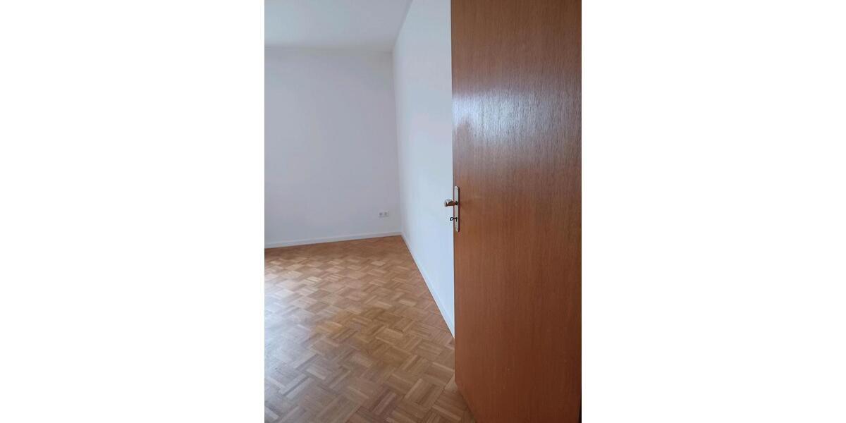 Etagenwohnung Detmold Hakedahl - 3 Zimmer, 62 m&sup2;, 866&euro; | Angebot:25988585