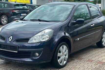Renault Clio 147.258 km 2.590 &euro; Melle 49324