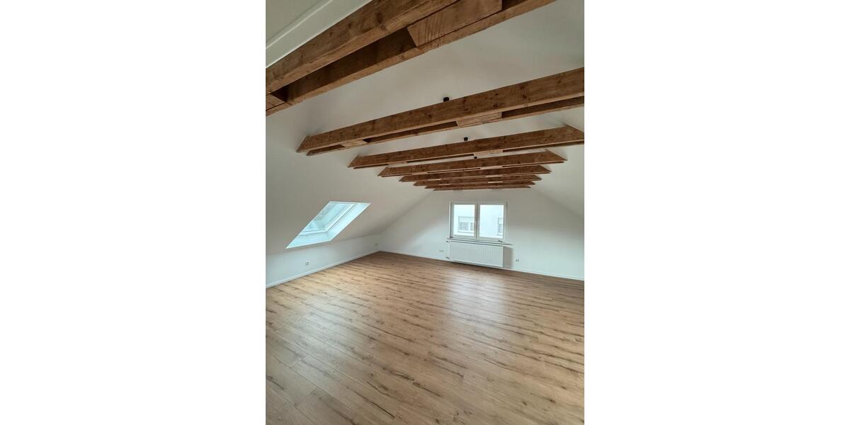 Maisonettenwohnung Bad Salzuflen Ehrsen-Breden - 5 Zimmer, 140 m&sup2;, 1.400&euro; | Angebot:26521337