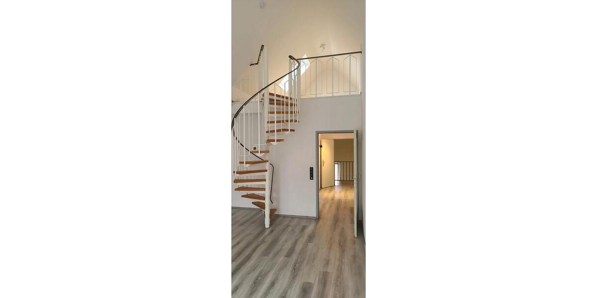 Dachgeschoßwohnung Bielefeld Brackwede - 3.5 Zimmer, 90 m&sup2;, 830&euro; | Angebot:26214401
