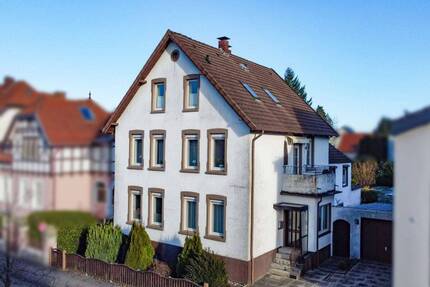 Haus Oerlinghausen - 8 Zimmer, 196 m&sup2;, 349.000&euro; | Angebot:26188984
