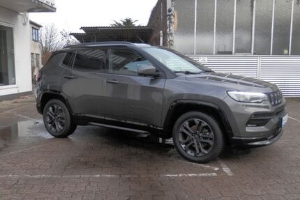 Jeep Compass 49.782 km 26.490 &euro; Bünde 32257