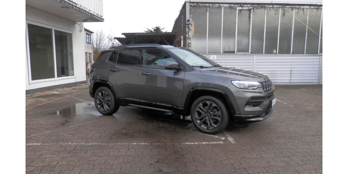 Jeep Compass 49.782 km 26.490 &euro; Bünde 32257