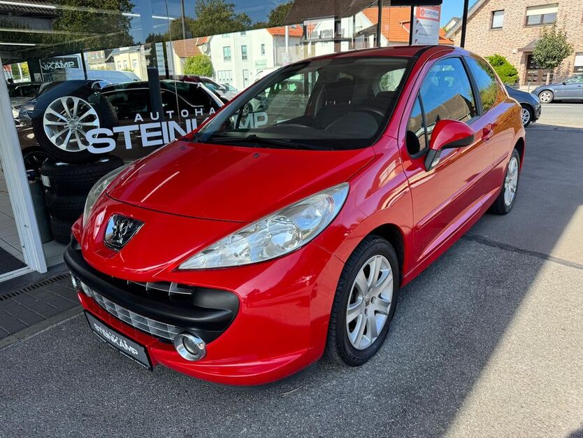 Peugeot 207 183.000 km 2.790 € Bad Salzuflen 32105