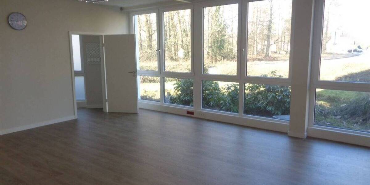 Gewerbeobjekt Steinhagen - 3 Zimmer, 120 m&sup2;, 1.200&euro; | Angebot:25703958