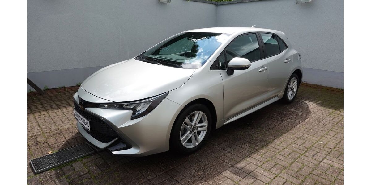 Toyota Corolla 66.600 km 13.990 &euro; Bad Oeynhausen 32545