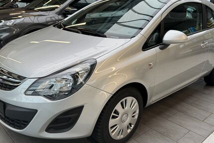 Opel Corsa 44.000 km 6.900 € Detmold 32758