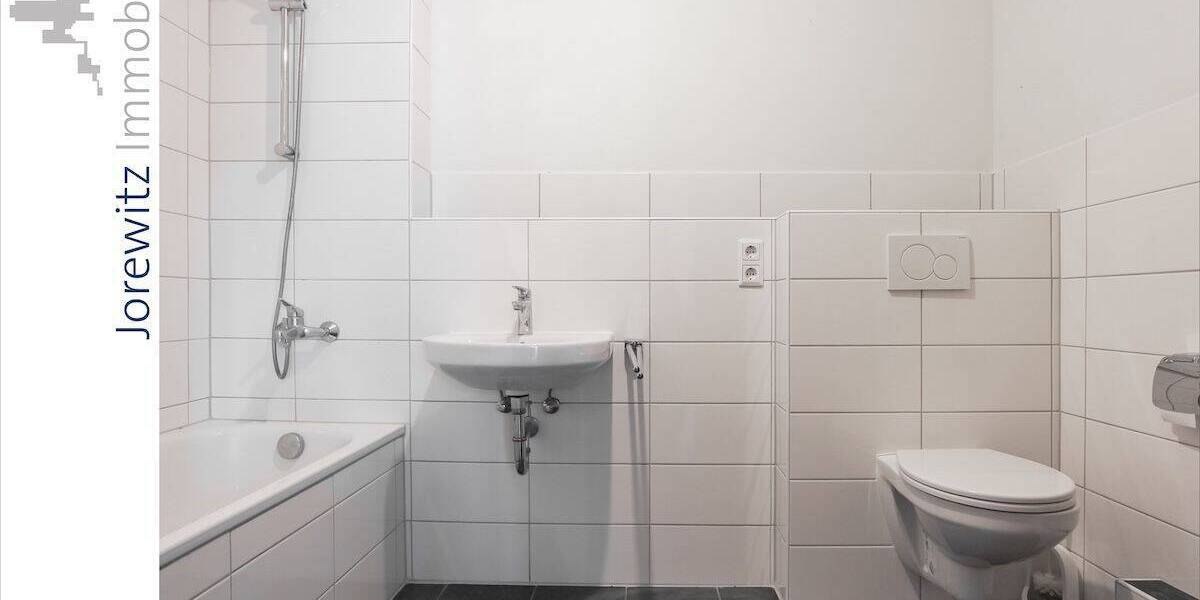 Etagenwohnung Bielefeld Innenstadt - 2 Zimmer, 63 m&sup2;, 645&euro; | Angebot:26672943