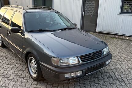 VW Passat 252.454 km 5.800 € Schloß Holte-Stukenbrock 33758