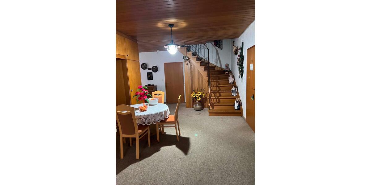 Einfamilienhaus Melle - 6 Zimmer, 250 m&sup2;, 350.000&euro; | Angebot:26780227