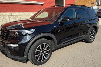 Ford Explorer 109.500 km 34.950 € Paderborn 33102