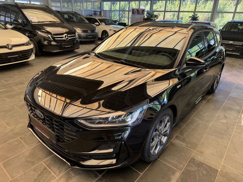 Ford Focus 27.300 km 21.699 € Versmold 33775