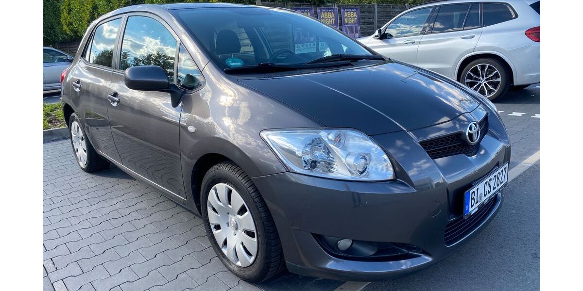 Toyota Auris 154.000 km 4.500 € Bielefeld 33719
