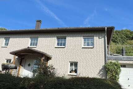 Haus zum Kaufen in Herford 399.000 € 166.82 m² 6 zimmer