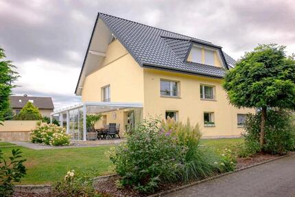 Haus Lage - 750.000&euro; | Angebot:27284091