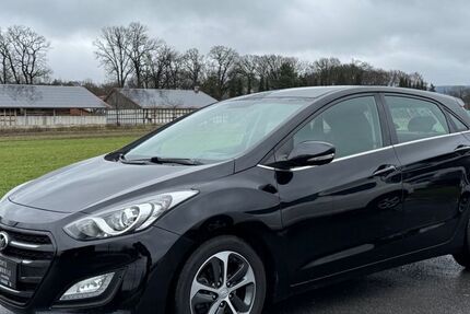 Hyundai i30 134.539 km 8.990 &euro; Bielefeld 33649