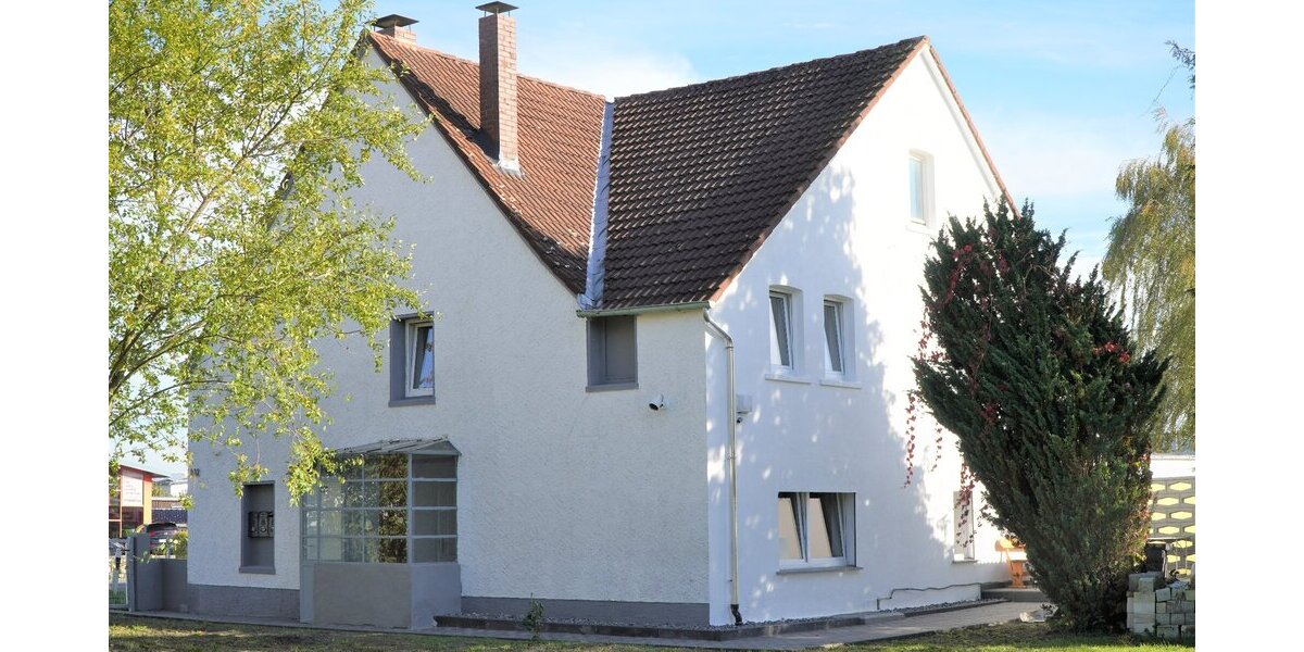 Ideal für Großfamilien! Gepflegtes 2 Familienhaus mit großem Grundstück ca. 2000 m² 9 zimmer