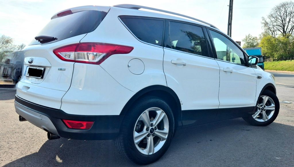 Ford Kuga 89.780 km 9.700 &euro; Bielefeld 33729