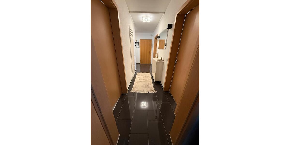 Erdgeschoßwohnung Halle - 3 Zimmer, 74 m&sup2;, 190.999&euro; | Angebot:26322379