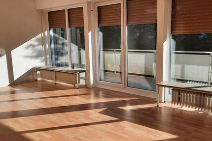 Haus Bad Salzuflen - 5 Zimmer, 145 m&sup2;, 1.350&euro; | Angebot:26045406