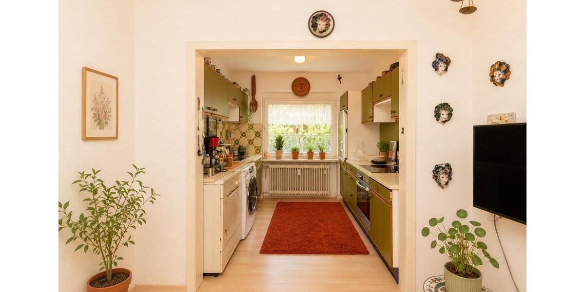 Erdgeschoßwohnung Detmold - 5 Zimmer, 114 m&sup2;, 220.000&euro; | Angebot:27096120