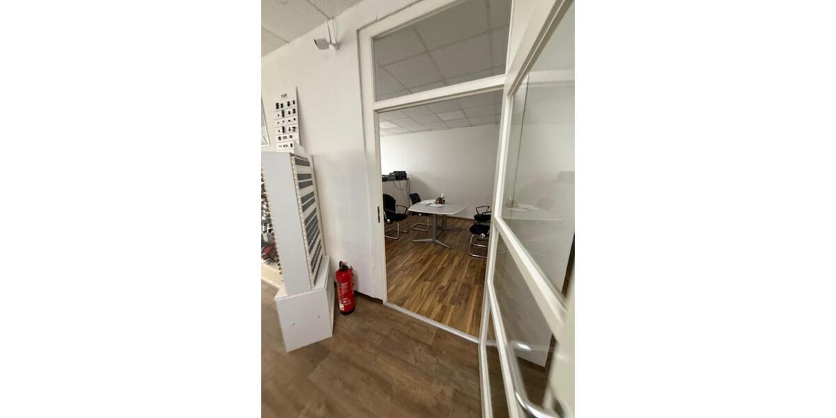 Gewerbeobjekt Lemgo - 3.340&euro; | Angebot:22404222
