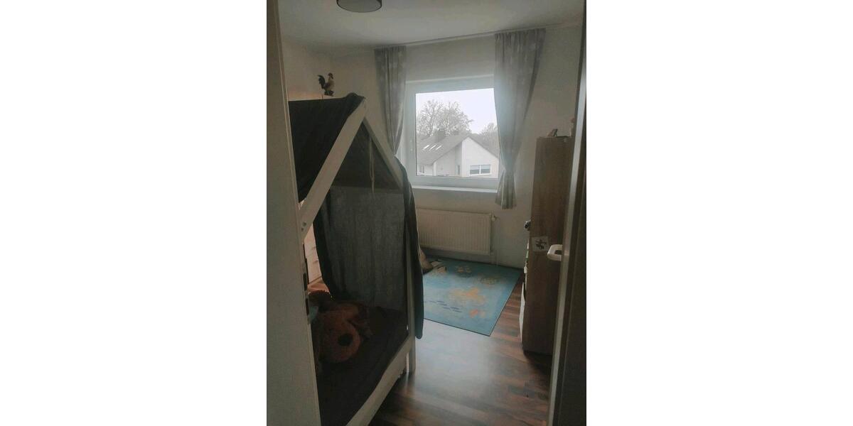 Dachgeschoßwohnung Löhne - 3.5 Zimmer, 80 m&sup2;, 580&euro; | Angebot:25988605