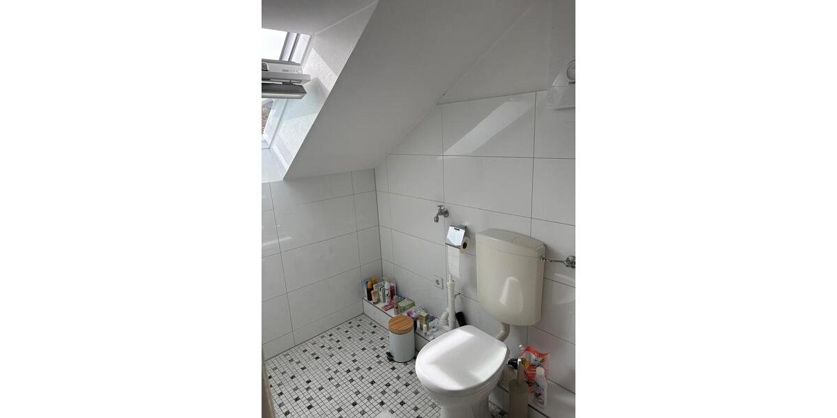 Dachgeschoßwohnung Bielefeld Schildesche - 1 Zimmer, 35 m&sup2;, 350&euro; | Angebot:26412874
