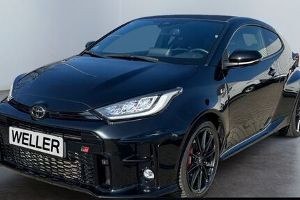 Toyota Yaris 20.669 km 35.990 &euro; Bielefeld 33609