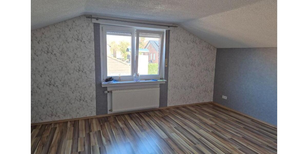 Doppelhaushälfte Gütersloh - 5 Zimmer, 145 m&sup2;, 415.000&euro; | Angebot:25306252